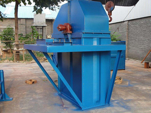 TD型(xing)鬥式提(ti)升機