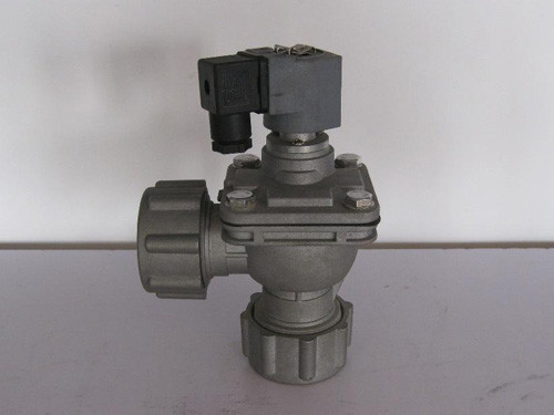 直角帶(dai)螺母式(shì)電磁脈(mò)沖閥